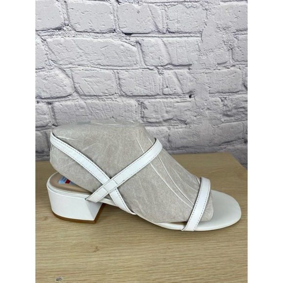 Kenneth Cole Maisie White Sandals Heels size 9.5 NWT - Picture 5 of 11